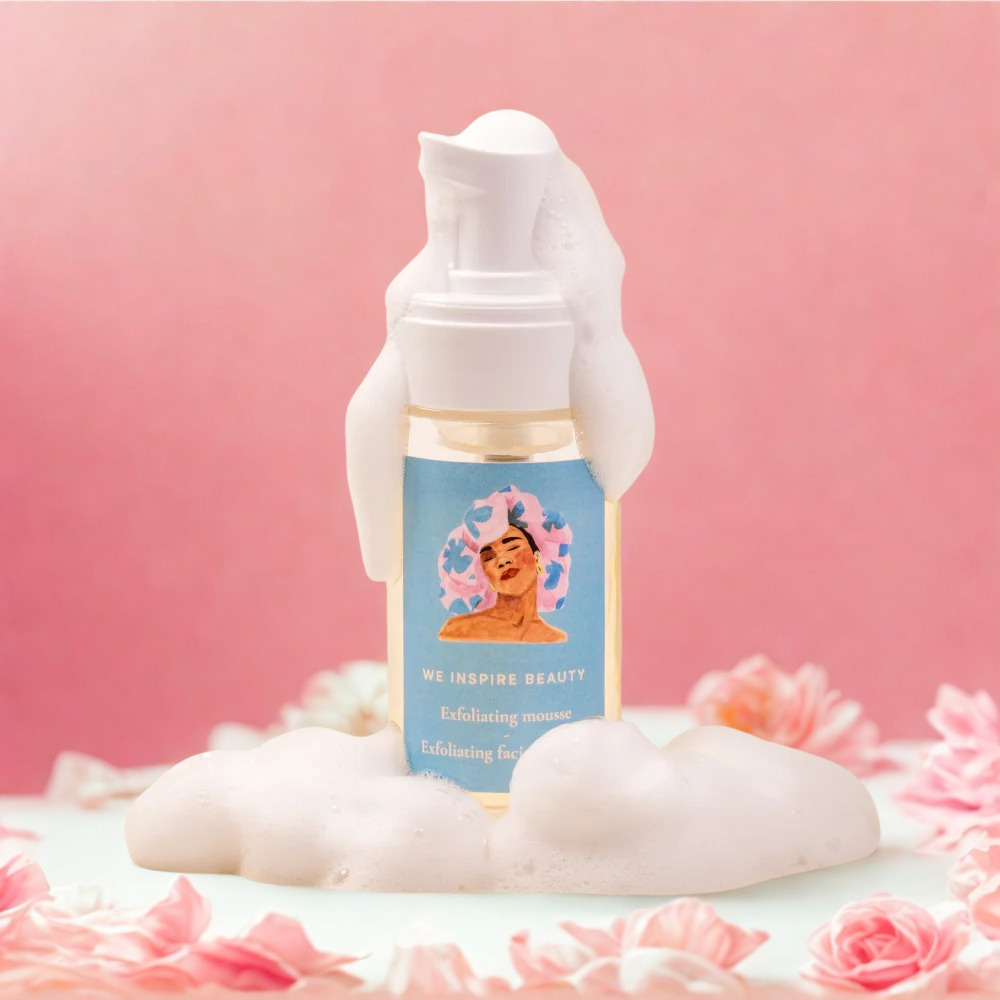 mousse detergente viso